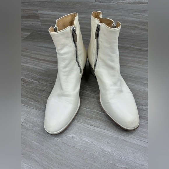 I.N.K. Block Heel Ankle Side Zip Cream Leather Boots EU 39 US  8 - Picture 11 of 12